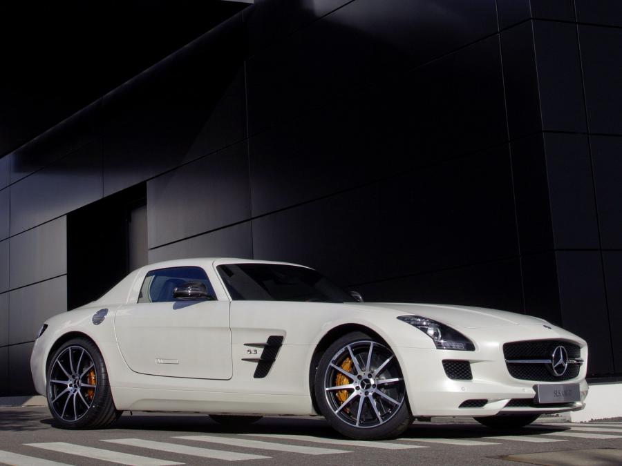  Mercedes-Benz SLS AMG GT 2012 года  (фото 12 из 12)